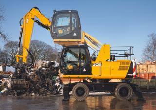 Екскаватори для перевалки JCB JS20MH