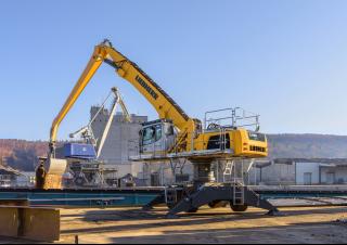 Екскаватори для перевалки Liebherr LH 60 M High Rise Industry Litronic