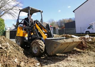 Колісні навантажувачі Schäffer 1422 SGT 