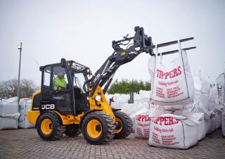 Колісні навантажувачі JCB 403