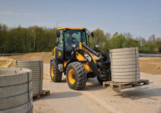 Колісні навантажувачі JCB 407