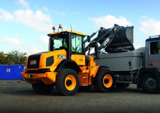 Колісні навантажувачі JCB 411 HT