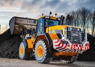 Колісні навантажувачі JCB 457 HT