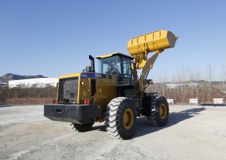 Колісні навантажувачі SEM 655D