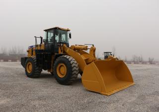 Колісні навантажувачі SEM 660D