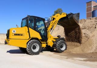 Колісні навантажувачі Schäffer 6680 Z