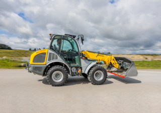 Колісні навантажувачі Kramer 8085T