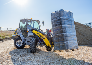Колісні навантажувачі Kramer 8105