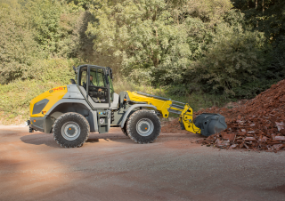 Колісні навантажувачі Kramer 8145T