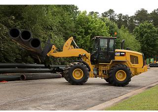 Колісні навантажувачі Caterpillar 930M