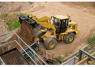 Колісні навантажувачі Caterpillar 938M