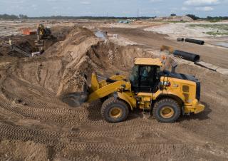 Колісні навантажувачі Caterpillar 950