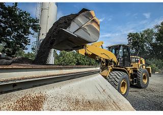 Колісні навантажувачі Caterpillar 950M