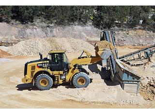Колісні навантажувачі Caterpillar 950M