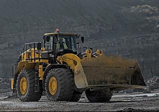 Колісні навантажувачі Caterpillar 986K