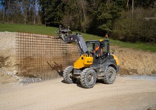 Колісні навантажувачі Mecalac AS700