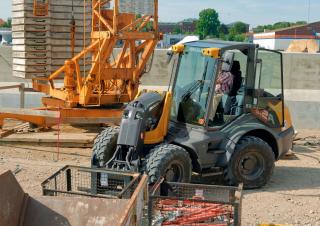 Колісні навантажувачі Mecalac AS900