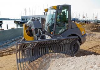 Колісні навантажувачі Mecalac AS900