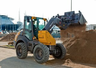 Колісні навантажувачі Mecalac AS900