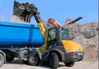 Колісні навантажувачі Mecalac AT900