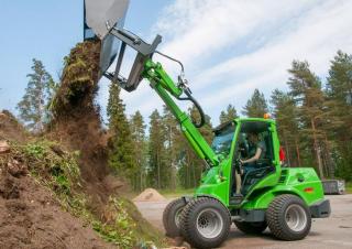 Колісні навантажувачі Avant Tecno Avant 760i