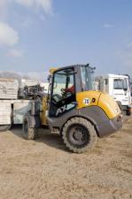 Колісні навантажувачі Mecalac AX 700