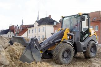 Колісні навантажувачі Mecalac AX 850