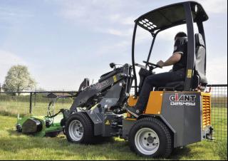 Колісні навантажувачі Giant D 254 SW