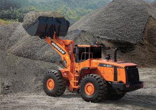 Колісні навантажувачі Doosan DL 500
