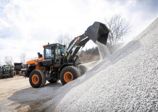Колісні навантажувачі Doosan DL220-7
