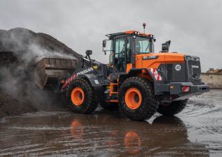 Колісні навантажувачі Doosan DL280-7