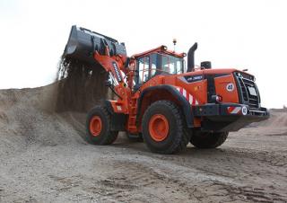 Колісні навантажувачі Doosan DL350-5