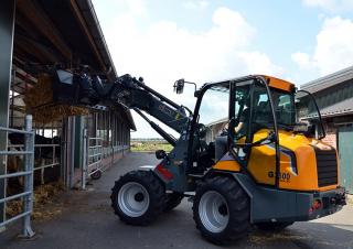 Колісні навантажувачі Giant G3500 Tele
