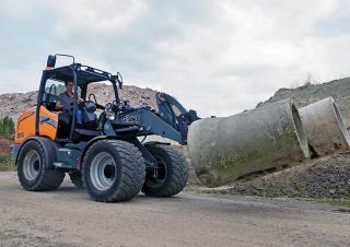 Колісні навантажувачі Giant G5000 X-tra