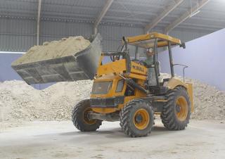 Колісні навантажувачі Bull HD76