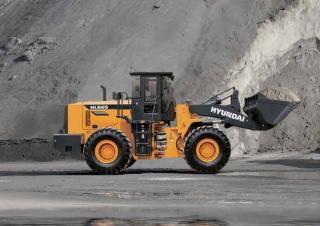 Колісні навантажувачі Hyundai HL665