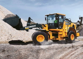 Колісні навантажувачі Hyundai HL955A