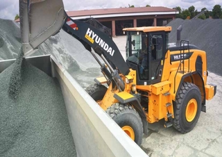 Колісні навантажувачі Hyundai HL975 XT