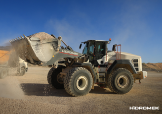 Колісні навантажувачі Hidromek HMK 640 WL