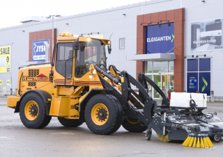 Колісні навантажувачі Ljungby L 9 