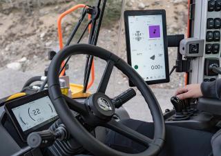 Колісні навантажувачі Volvo L180 