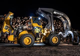 Колісні навантажувачі Volvo L180H High-Lift