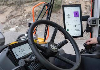 Колісні навантажувачі Volvo L220 