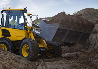 Колісні навантажувачі Volvo L25F