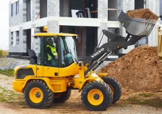 Колісні навантажувачі Volvo L30G