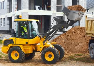 Колісні навантажувачі Volvo L30G