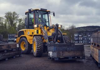 Колісні навантажувачі Volvo L35