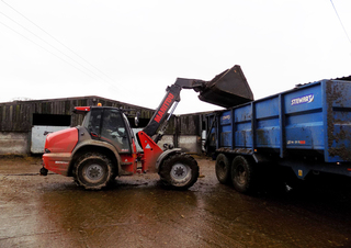 Колісні навантажувачі Manitou MLA-T 533-145 V+ Premium