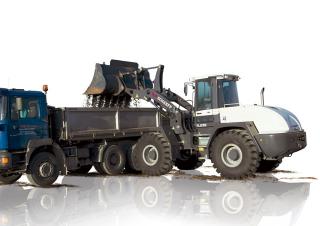 Колісні навантажувачі Schaeff TL 210