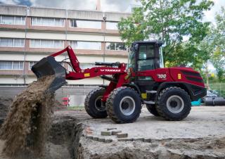 Колісні навантажувачі Yanmar V100